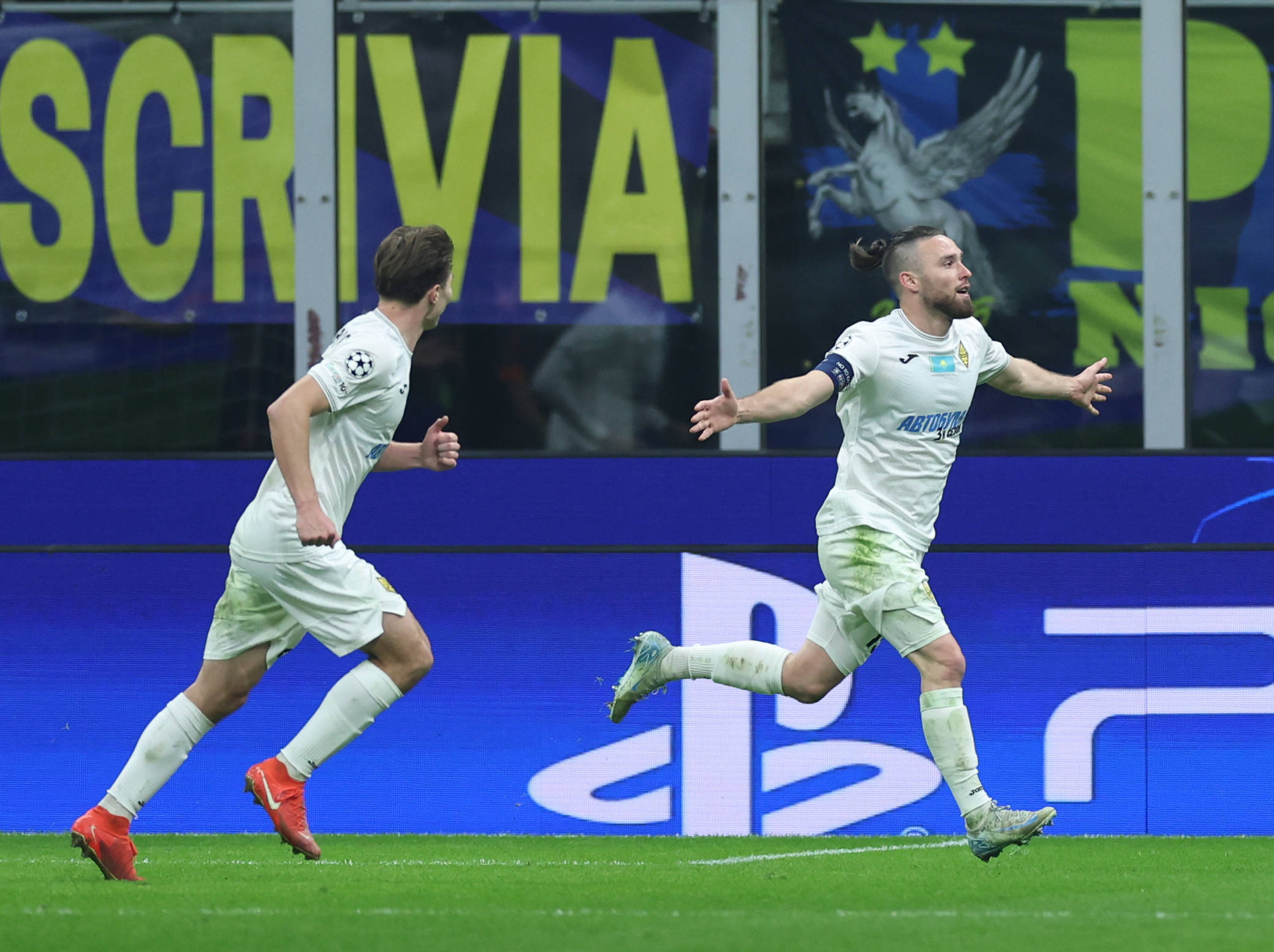 （体育）足球——欧冠：国际米兰胜阿拉木图凯拉特