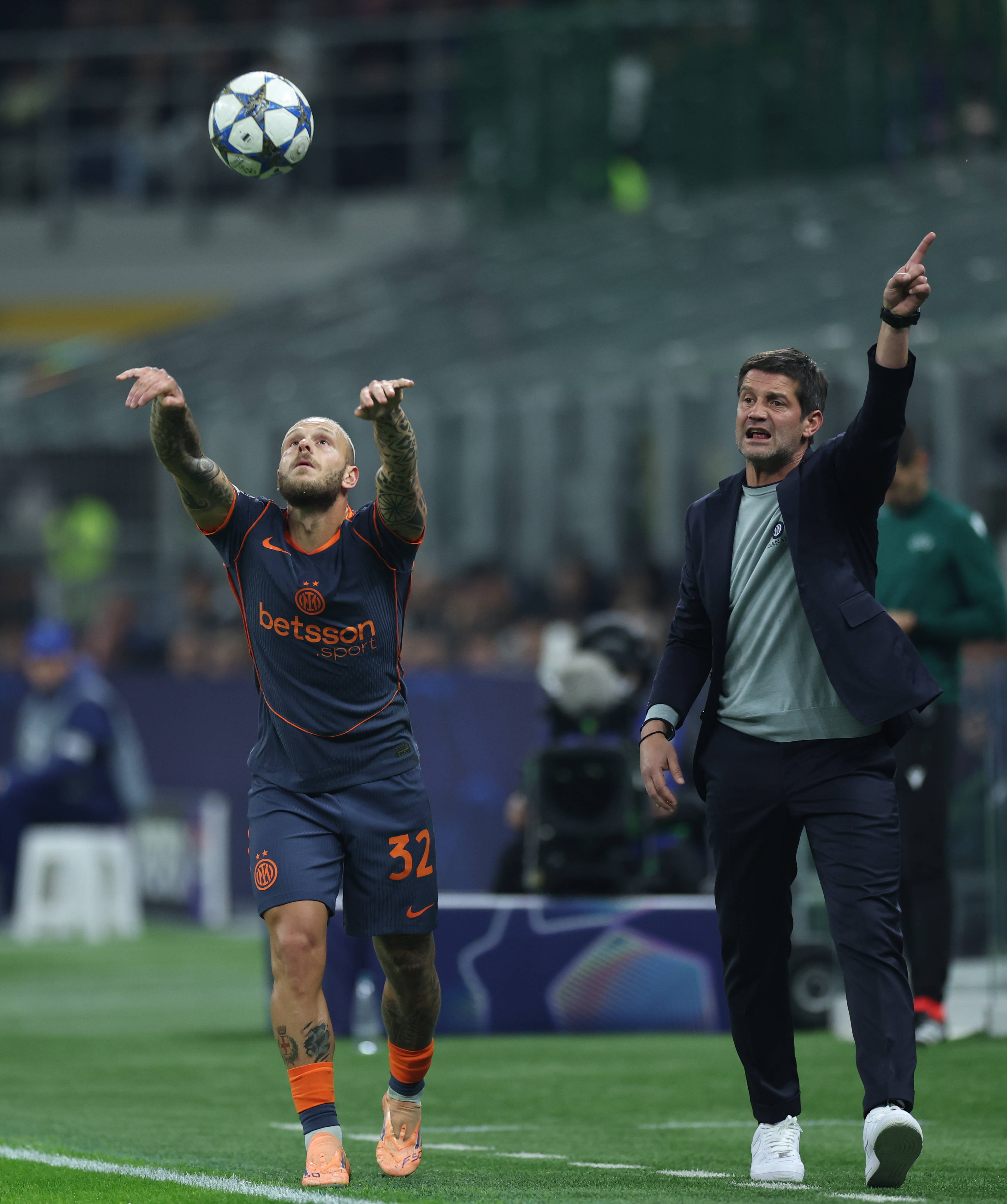 （体育）足球——欧冠：国际米兰胜阿拉木图凯拉特