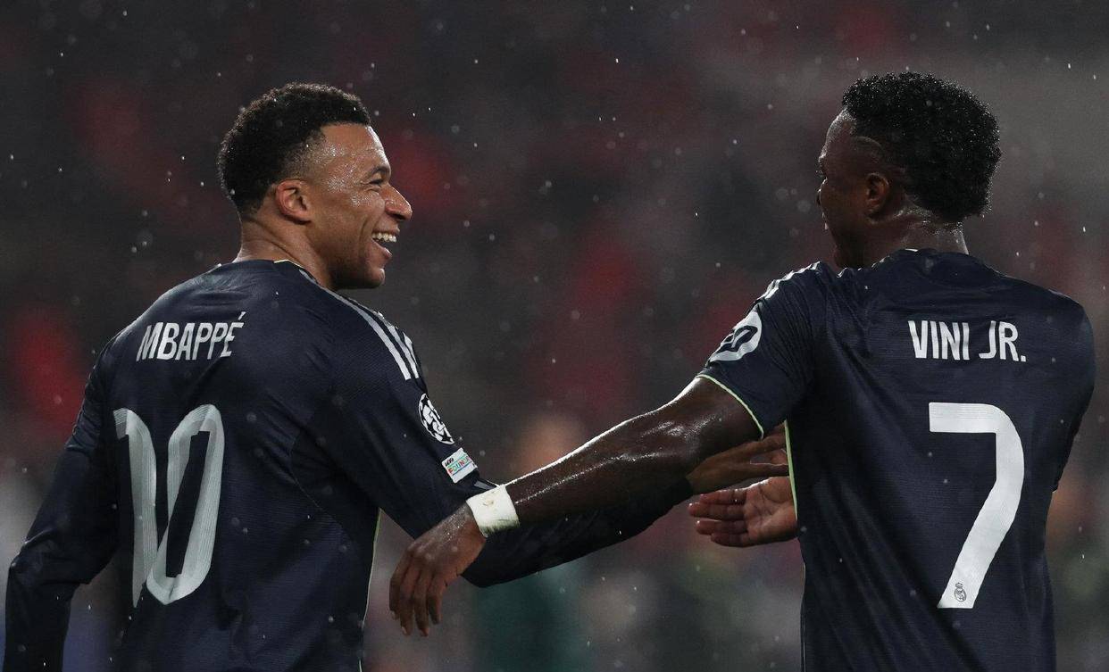 欧冠一夜变天：皇马巴黎掉进附加赛，英超五队直通！新赛制真狠