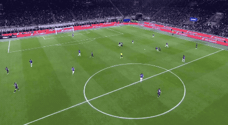 0-1！百年同城德比：6.7亿领头羊惨遭双杀 联赛8连胜+15轮不败终结